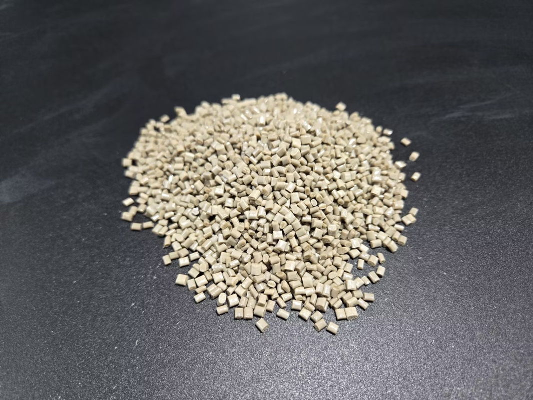 Şeffaf PEEK Pellets Açık Renk Lensler ve Pencereler İçin Mükemmel Optik Açıklık